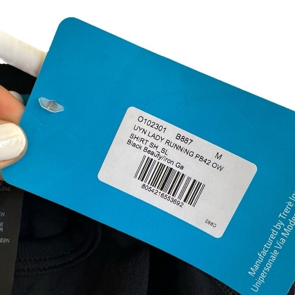 NWT UYN Running PB42 Black Short Sleeve Shirt, Black Beauty/Iron Gate, Size M - Picture 12 of 12